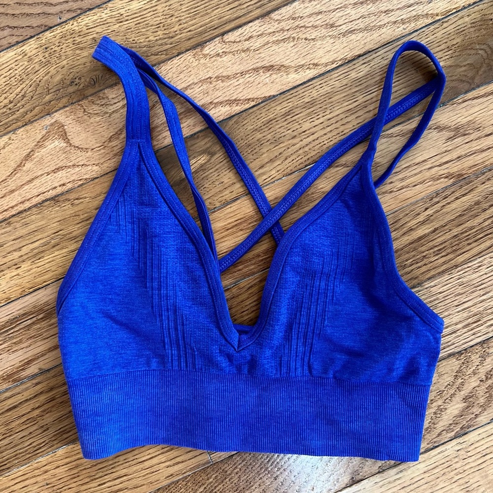 LULULEMON: VINTAGE EBB TO THE STREET BRA - SZ 4